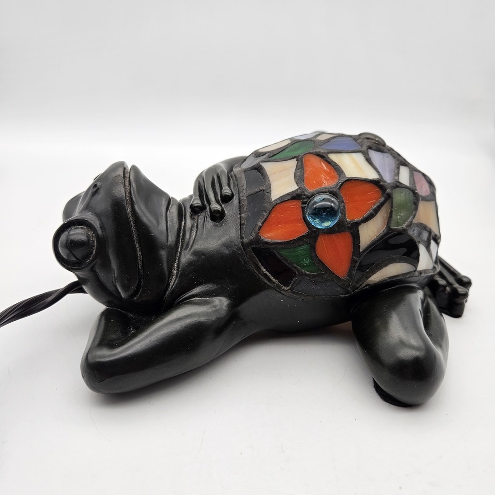 Quoizel Collectibles Stained Glass Frog Lamp Relaxing On Back 8" Tiffany Style